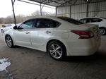 2015 Nissan Altima 2.5 White vin: 1N4AL3AP1FC110707