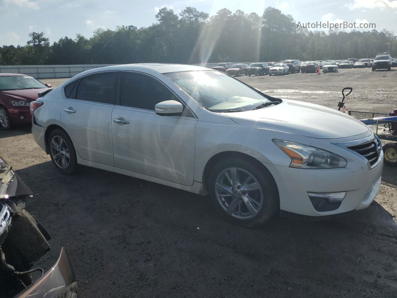 2015 Nissan Altima 2.5 White vin: 1N4AL3AP1FC149751