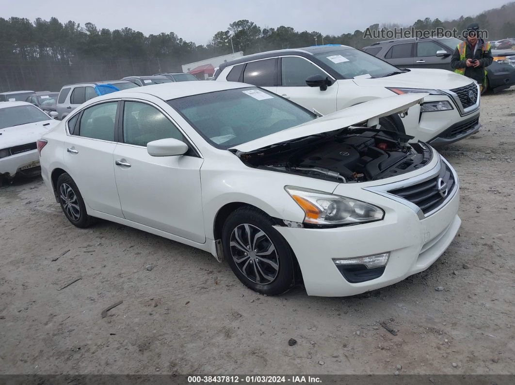 2015 Nissan Altima 2.5 S White vin: 1N4AL3AP1FC196424