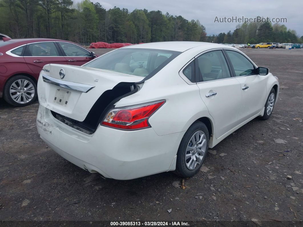 2015 Nissan Altima 2.5 S White vin: 1N4AL3AP1FC240647