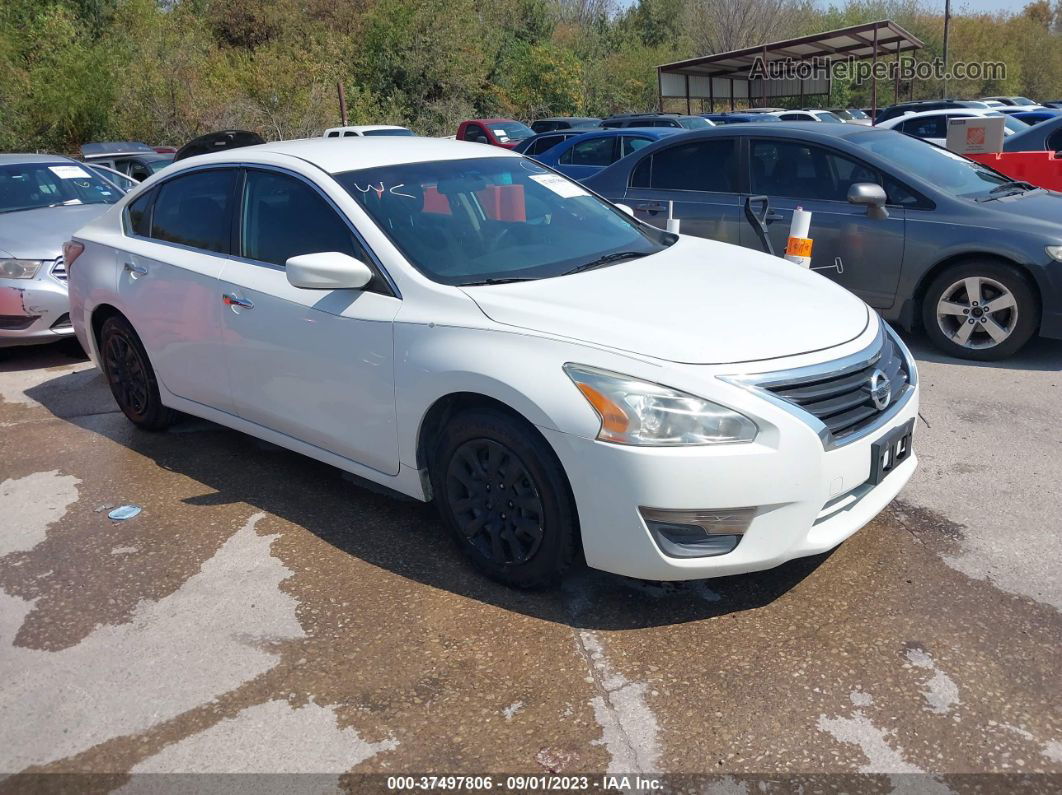 2015 Nissan Altima 2.5 White vin: 1N4AL3AP1FC412000