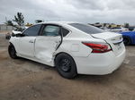 2015 Nissan Altima 2.5 White vin: 1N4AL3AP1FC432408