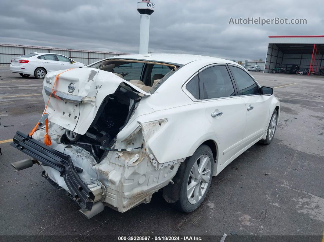 2015 Nissan Altima 2.5 Sv White vin: 1N4AL3AP1FC462167