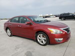 2015 Nissan Altima 2.5 Red vin: 1N4AL3AP1FN380847