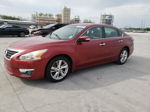 2015 Nissan Altima 2.5 Red vin: 1N4AL3AP1FN380847