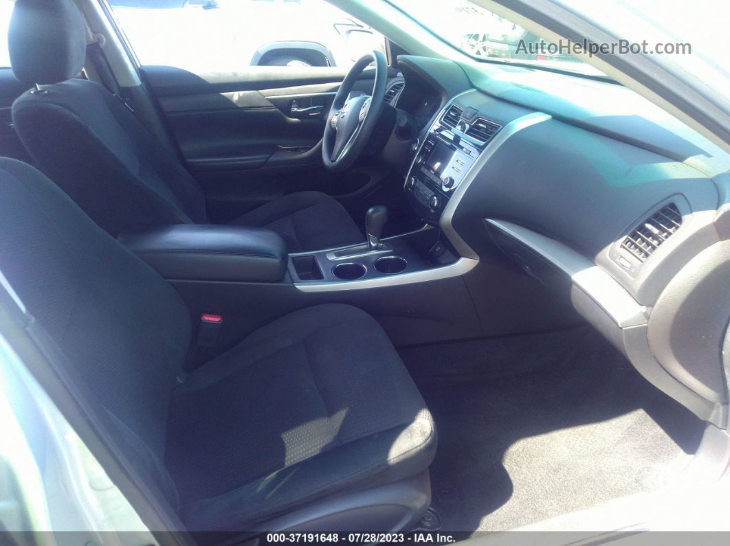 2015 Nissan Altima 2.5 S Серебряный vin: 1N4AL3AP1FN402619