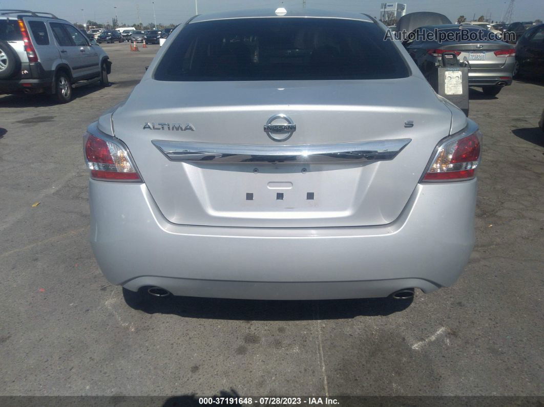 2015 Nissan Altima 2.5 S Серебряный vin: 1N4AL3AP1FN402619