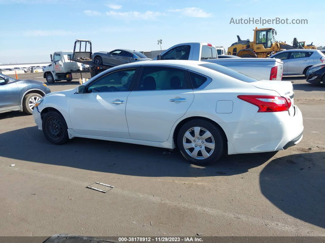 2016 Nissan Altima 2.5 S White vin: 1N4AL3AP1GN385516