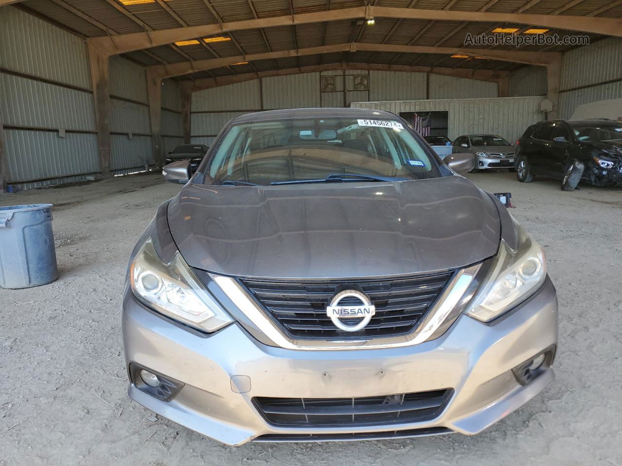 2017 Nissan Altima 2.5 Серый vin: 1N4AL3AP1HC204640