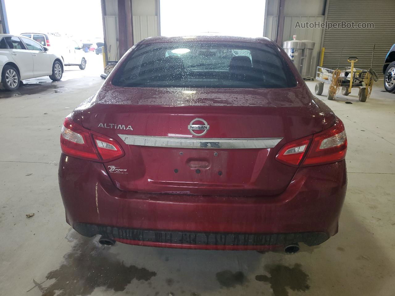 2017 Nissan Altima 2.5 Burgundy vin: 1N4AL3AP1HC230199