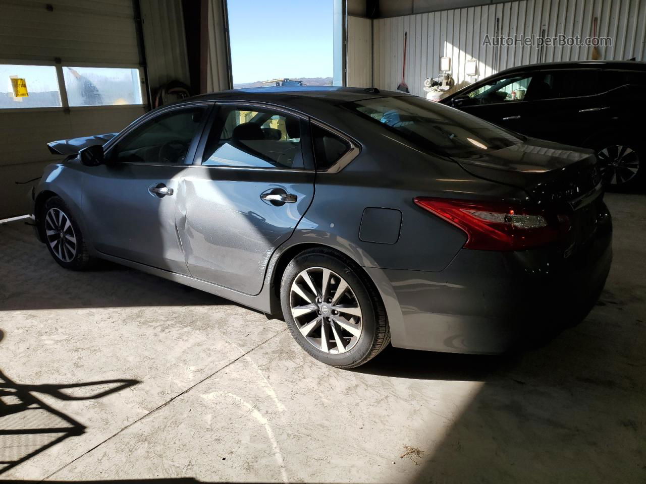 2017 Nissan Altima 2.5 Серый vin: 1N4AL3AP1HC234396