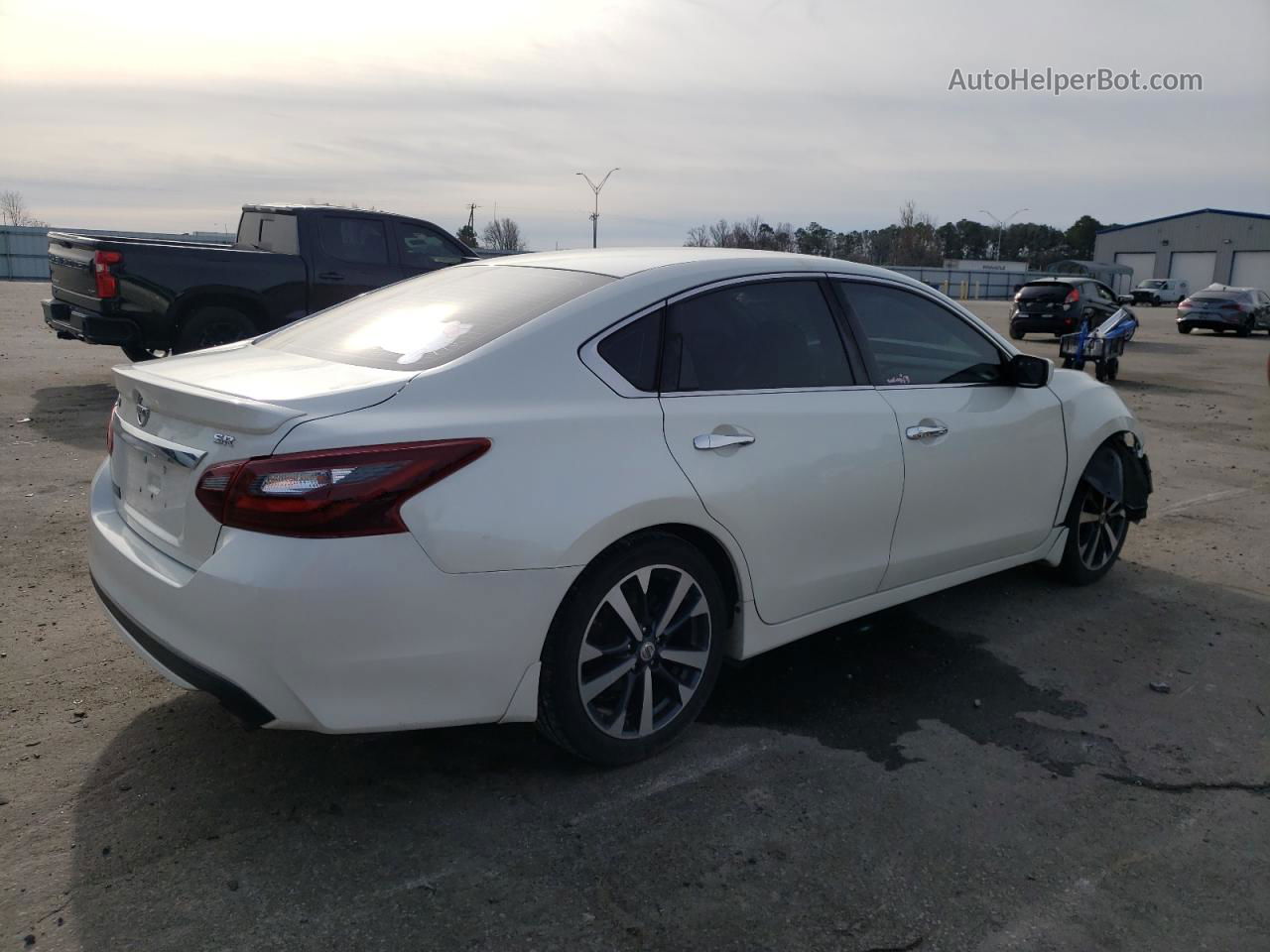 2017 Nissan Altima 2.5 White vin: 1N4AL3AP1HC277233