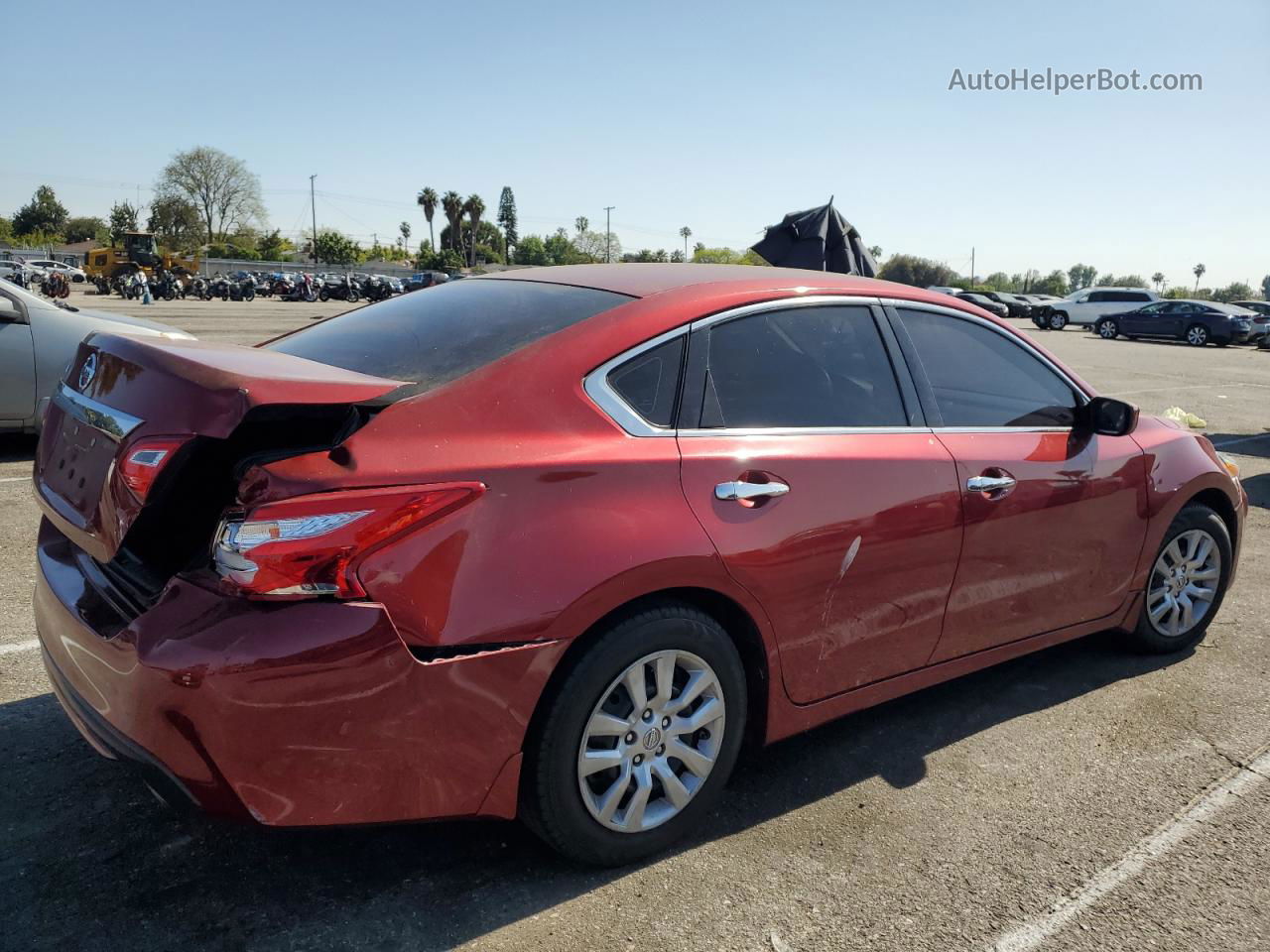 2017 Nissan Altima 2.5 Red vin: 1N4AL3AP1HC488058