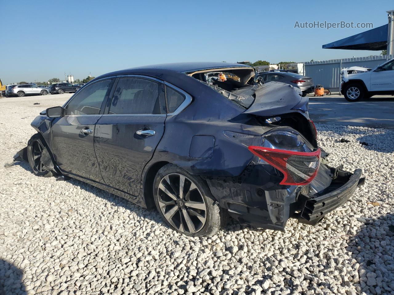 2018 Nissan Altima 2.5 Синий vin: 1N4AL3AP1JC136913