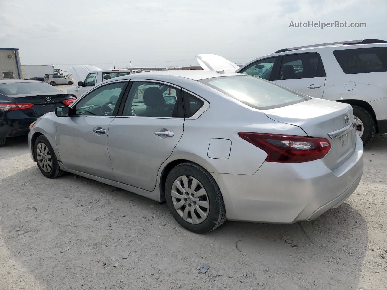 2018 Nissan Altima 2.5 Silver vin: 1N4AL3AP1JC201856