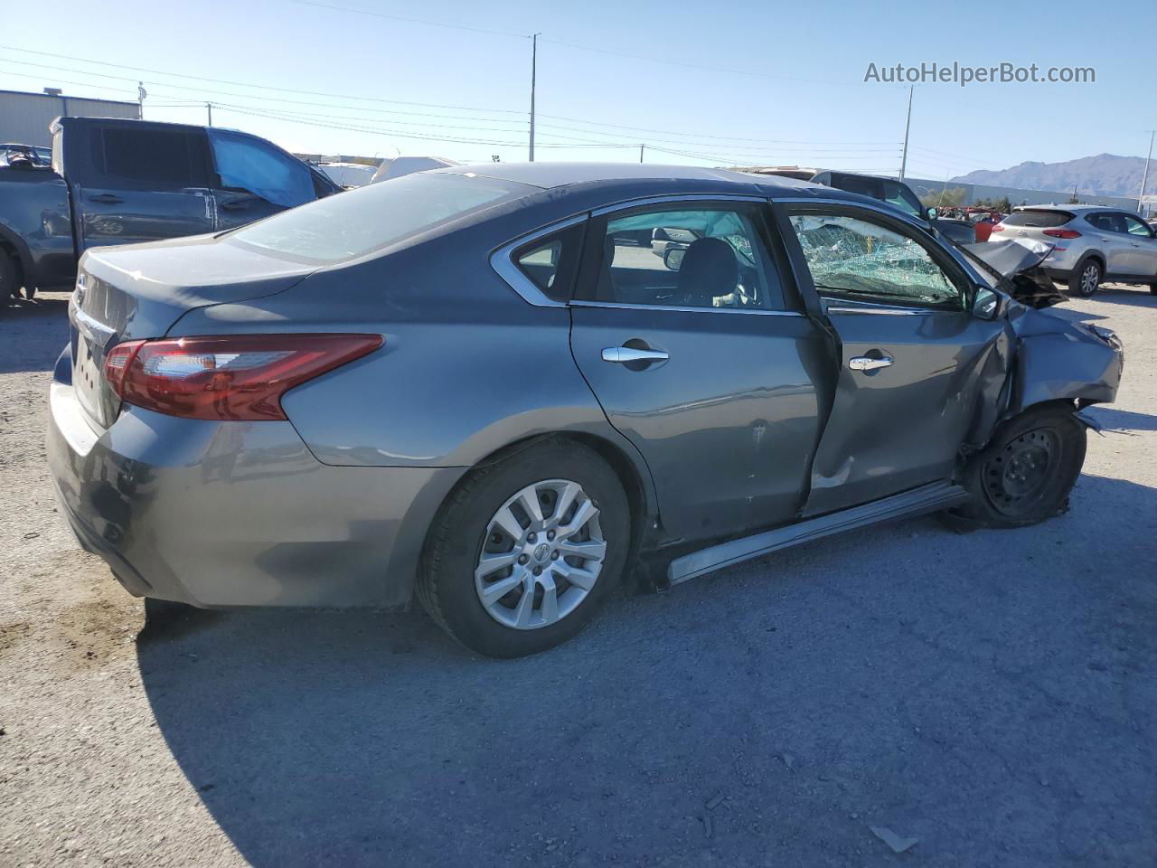 2018 Nissan Altima 2.5 Gray vin: 1N4AL3AP1JC212095