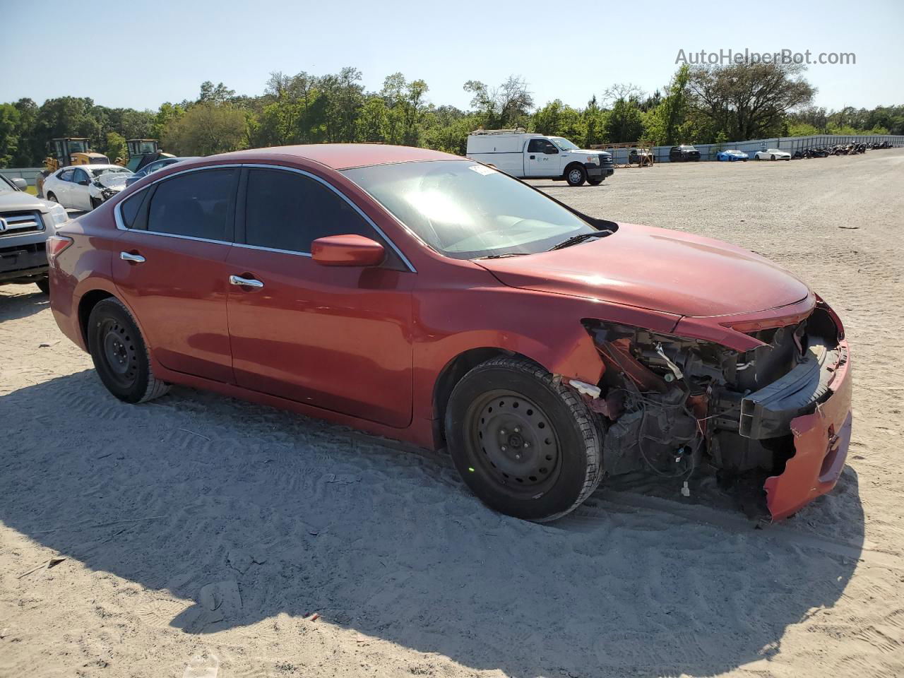 2014 Nissan Altima 2.5 Red vin: 1N4AL3AP2EC101822