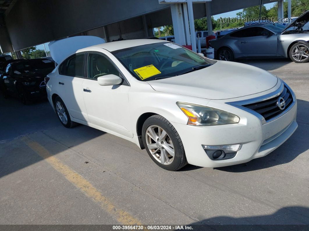 2015 Nissan Altima 2.5 Sv White vin: 1N4AL3AP2FC170561