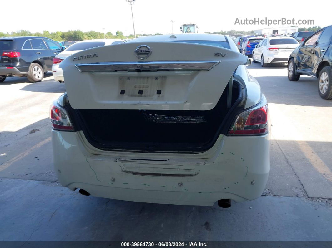 2015 Nissan Altima 2.5 Sv White vin: 1N4AL3AP2FC170561