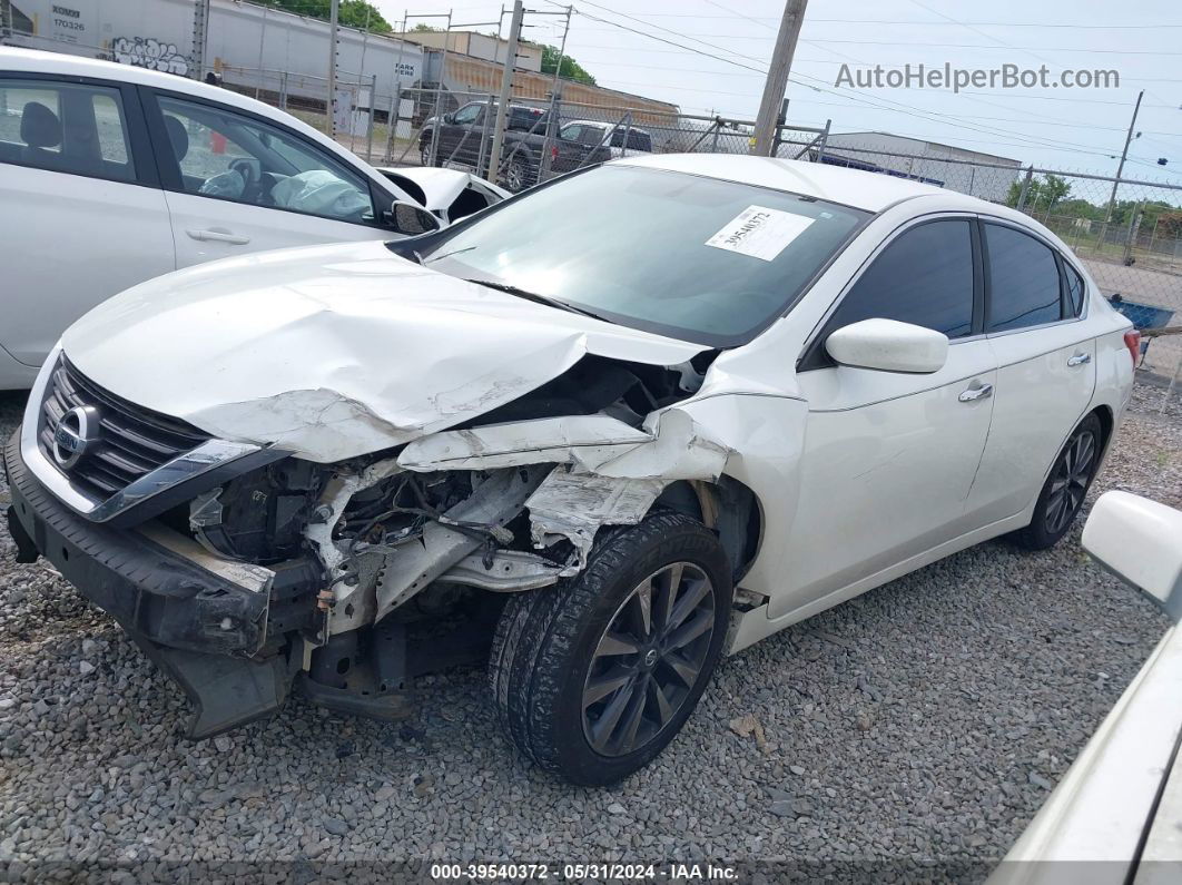 2016 Nissan Altima 2.5 Sv White vin: 1N4AL3AP2GC176667