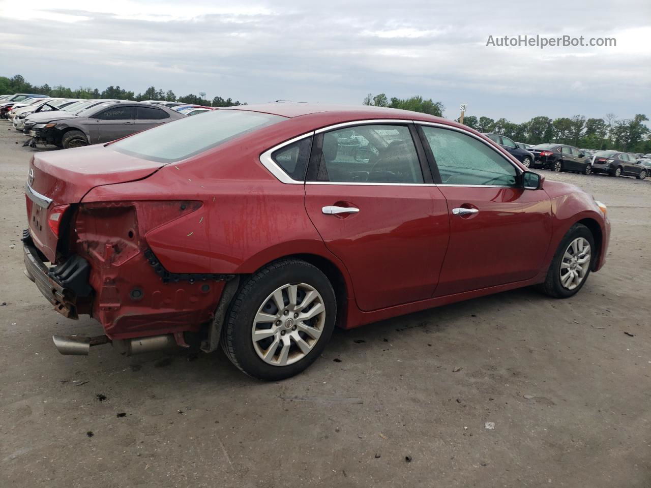 2016 Nissan Altima 2.5 Red vin: 1N4AL3AP2GC263193