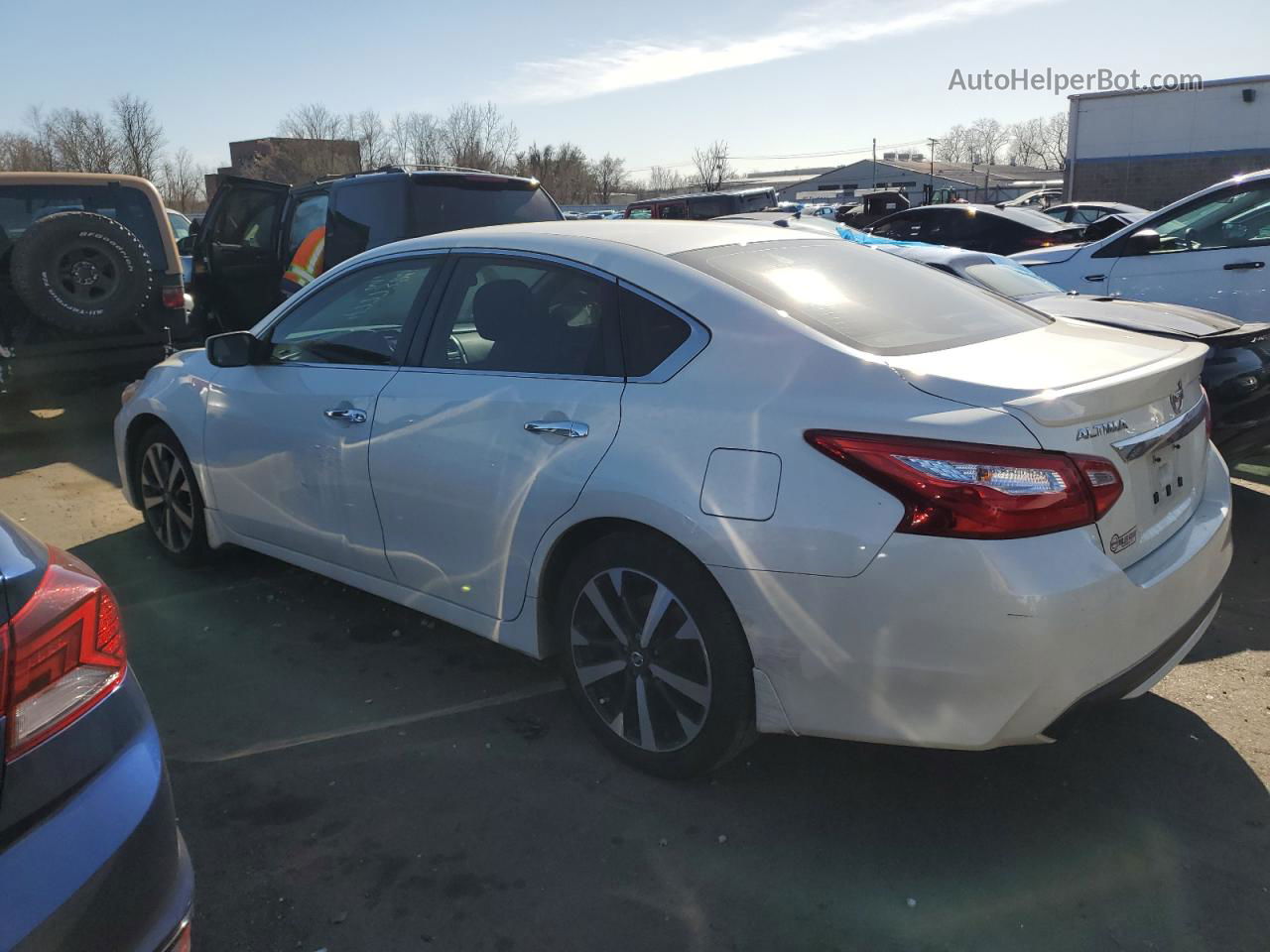 2016 Nissan Altima 2.5 White vin: 1N4AL3AP2GC282584