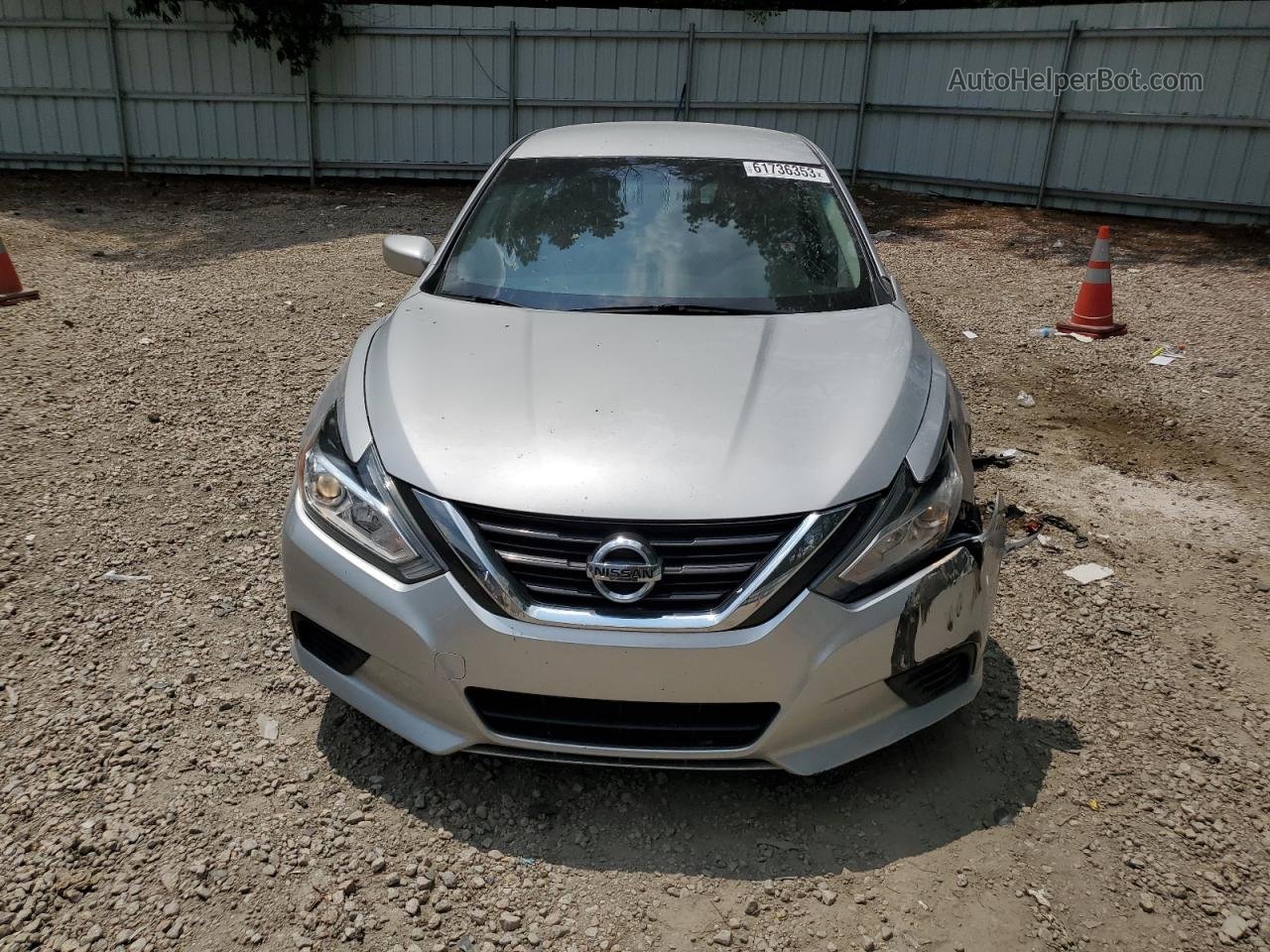 2017 Nissan Altima 2.5 Серебряный vin: 1N4AL3AP2HN333295