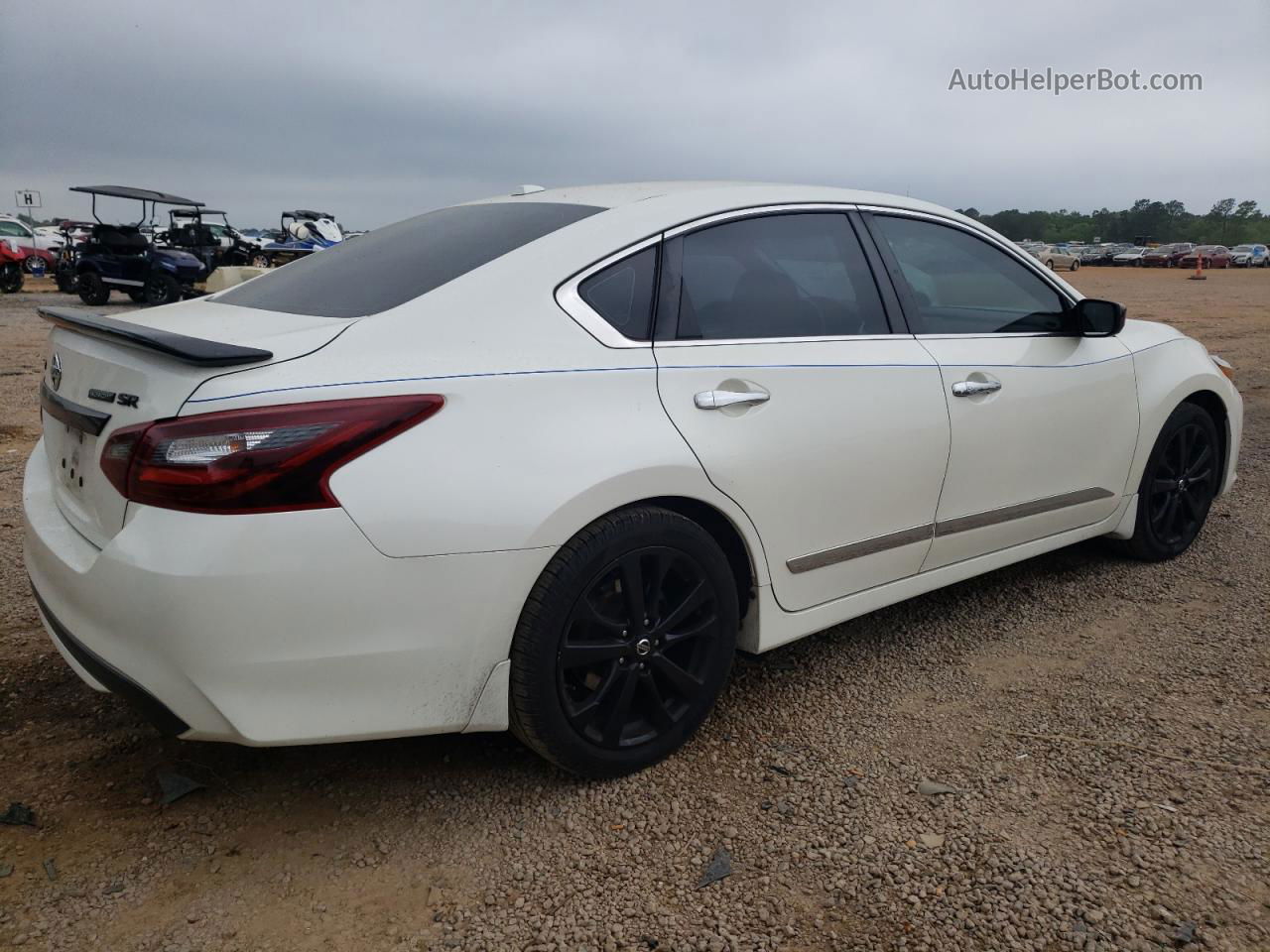 2018 Nissan Altima 2.5 White vin: 1N4AL3AP2JC273178