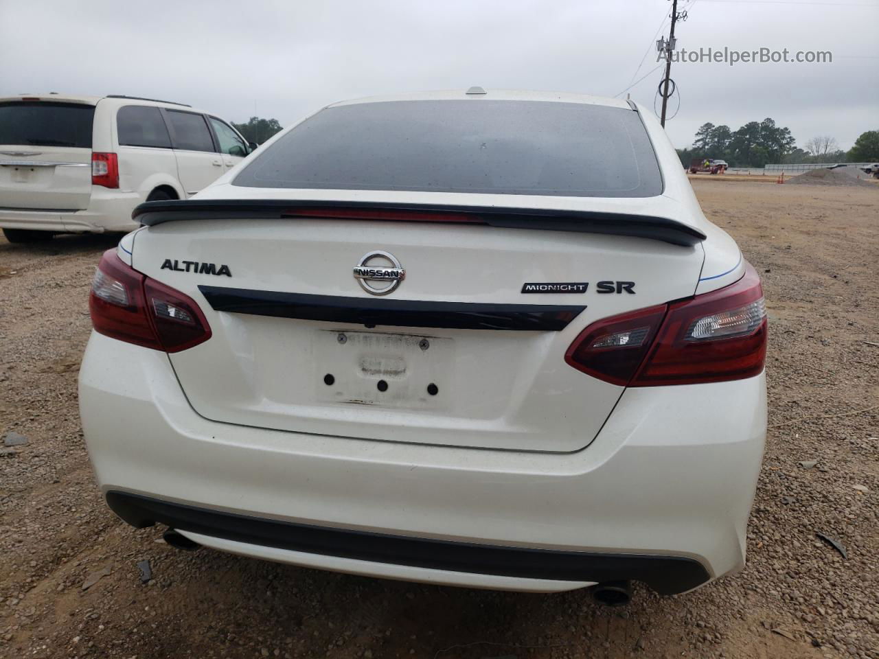 2018 Nissan Altima 2.5 White vin: 1N4AL3AP2JC273178