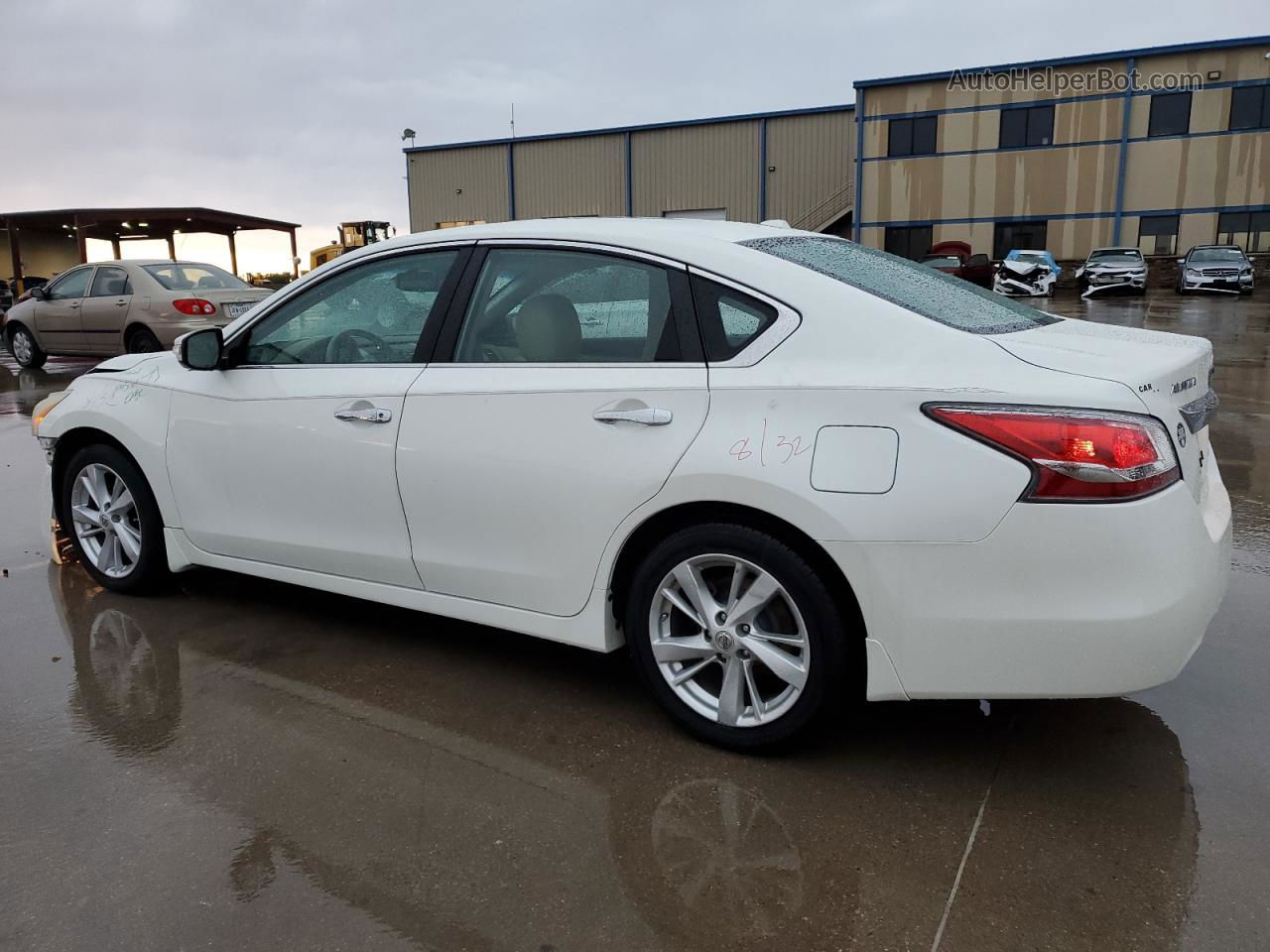 2014 Nissan Altima 2.5 White vin: 1N4AL3AP3EC901495