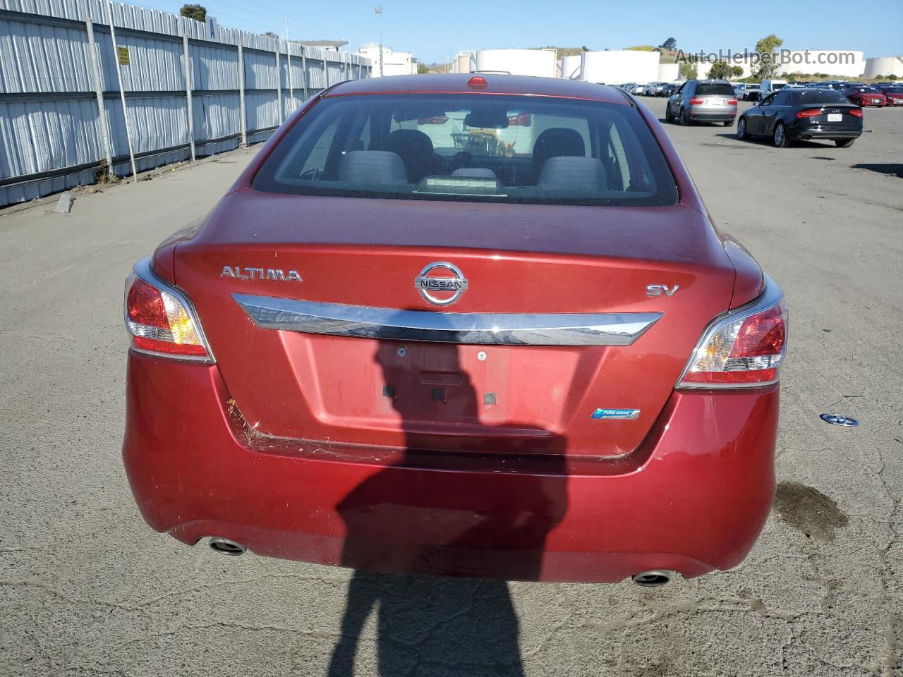 2014 Nissan Altima 2.5 Red vin: 1N4AL3AP3EN233931