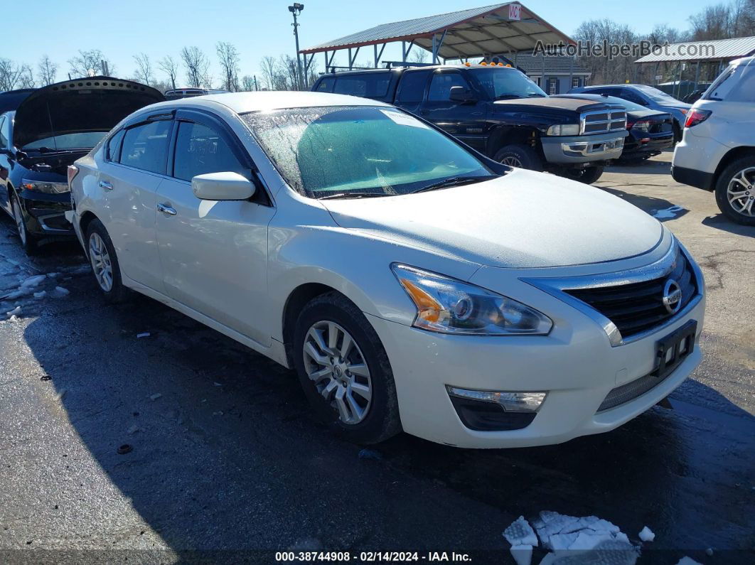 2014 Nissan Altima 2.5 S White vin: 1N4AL3AP3EN330207