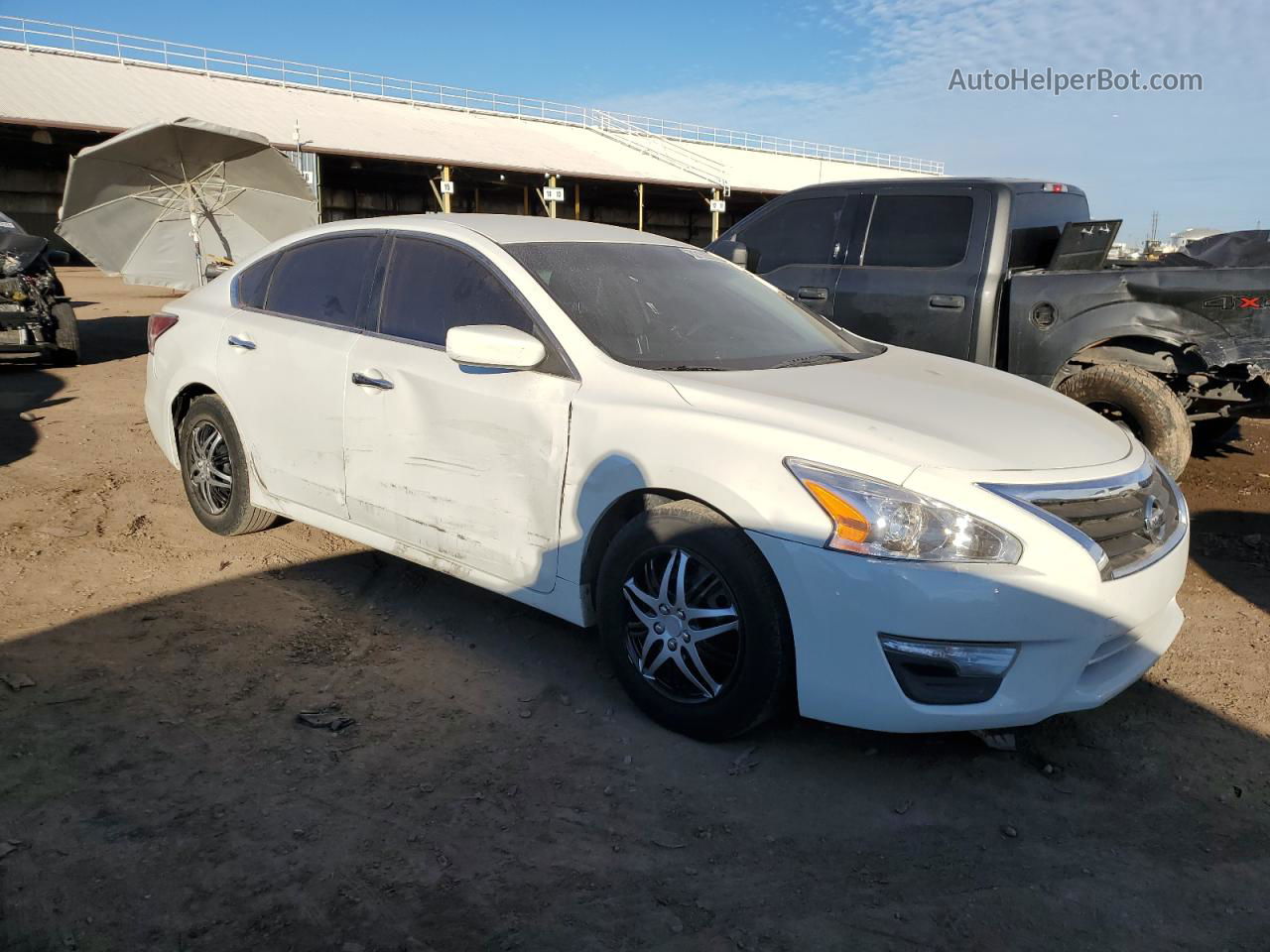 2014 Nissan Altima 2.5 White vin: 1N4AL3AP3EN365667