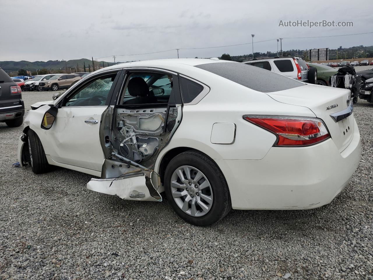 2015 Nissan Altima 2.5 White vin: 1N4AL3AP3FC173081