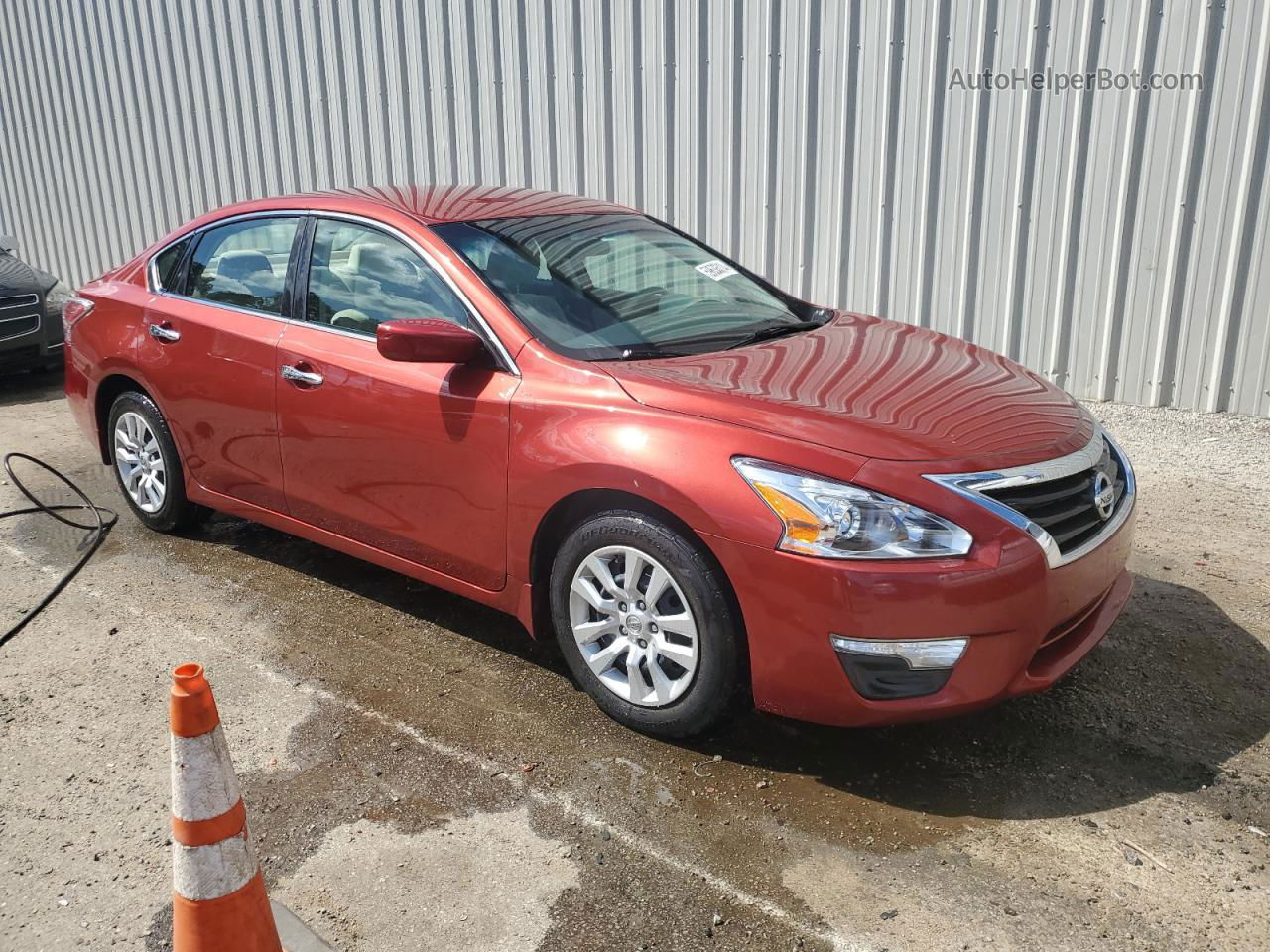 2015 Nissan Altima 2.5 Red vin: 1N4AL3AP3FC266702