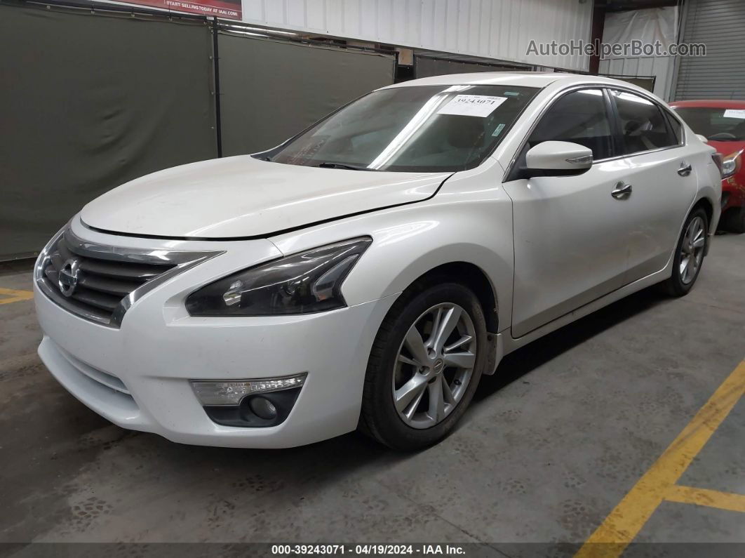 2015 Nissan Altima 2.5 Sv White vin: 1N4AL3AP3FC273679