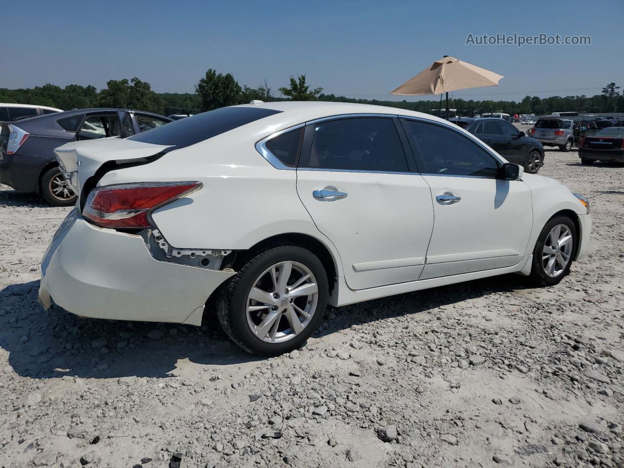 2015 Nissan Altima 2.5 White vin: 1N4AL3AP3FC274654