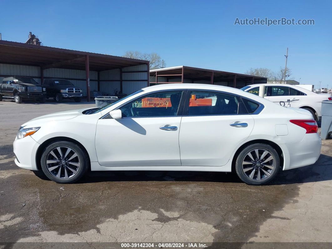 2017 Nissan Altima 2.5 S White vin: 1N4AL3AP3HC208527