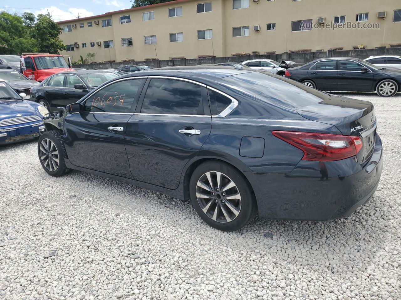 2017 Nissan Altima 2.5 Серый vin: 1N4AL3AP3HC286371