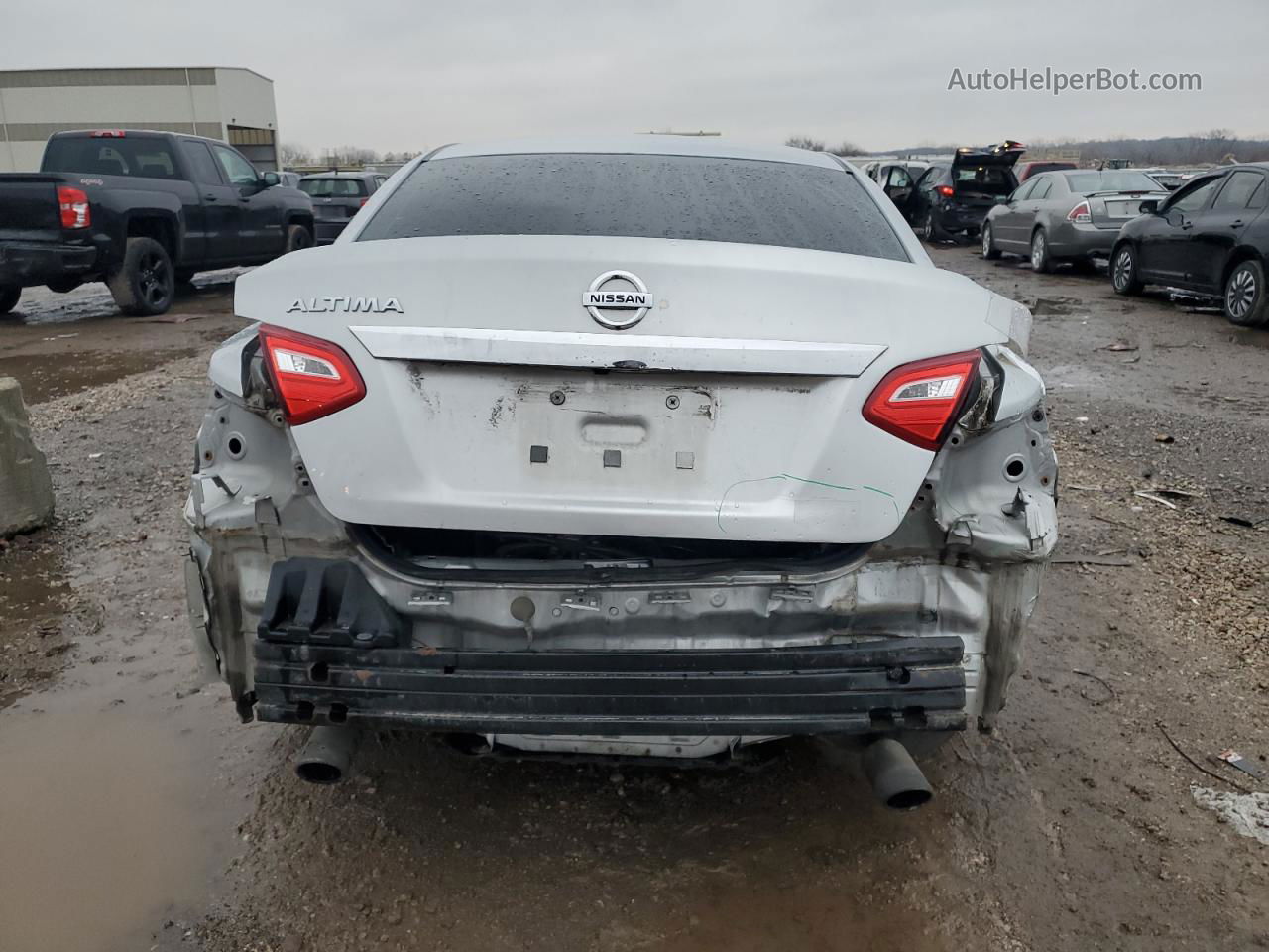 2017 Nissan Altima 2.5 Серебряный vin: 1N4AL3AP3HN354768