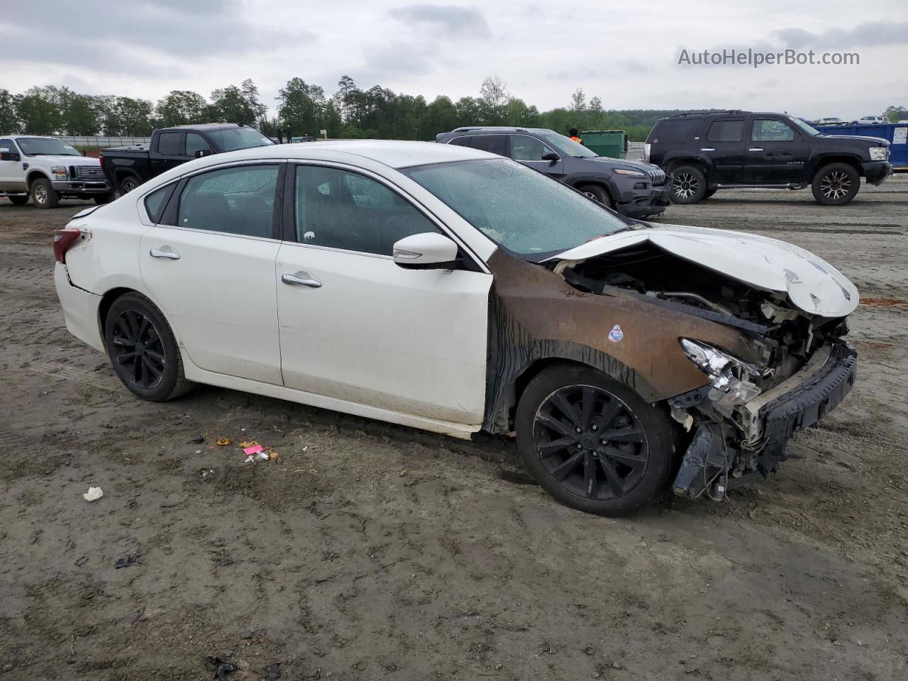 2018 Nissan Altima 2.5 White vin: 1N4AL3AP3JC181562