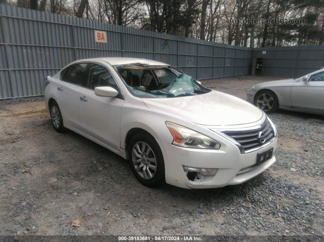 2014 Nissan Altima 2.5 S White vin: 1N4AL3AP4EC108951