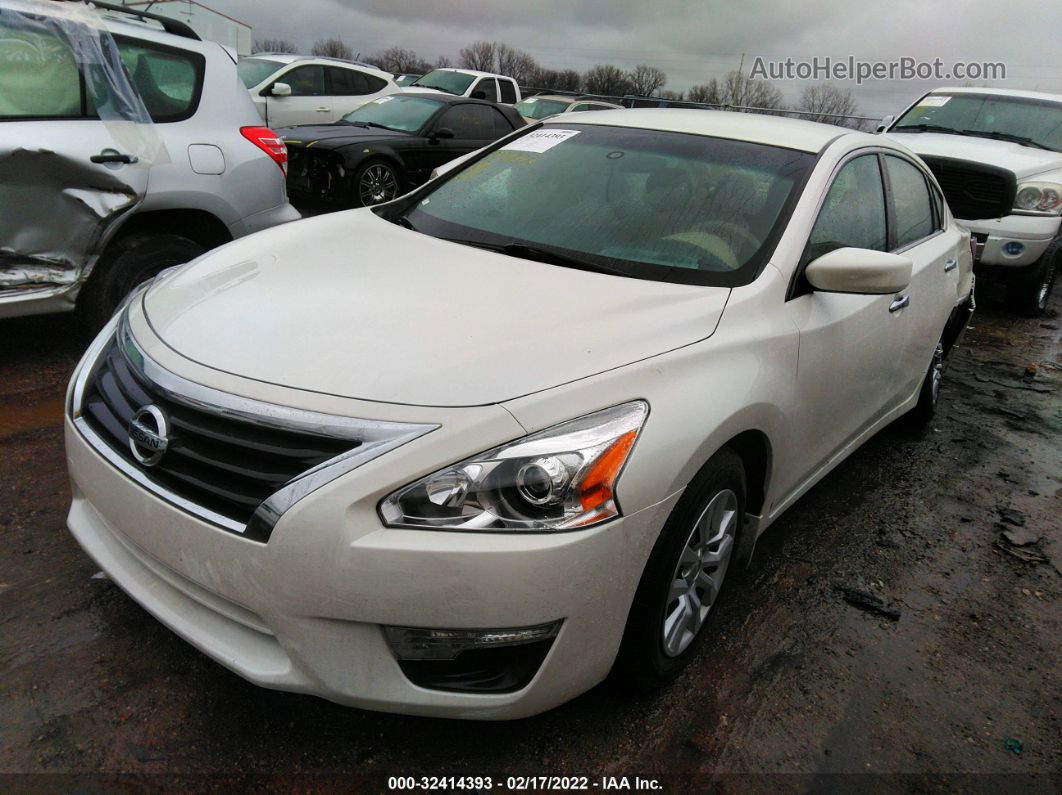 2014 Nissan Altima 2.5 S White vin: 1N4AL3AP4EC118010