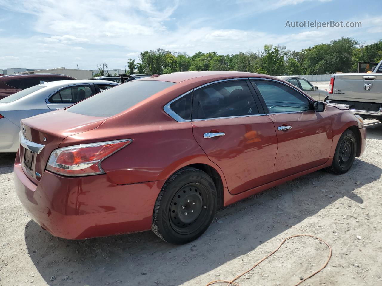 2014 Nissan Altima 2.5 Red vin: 1N4AL3AP4EC145126