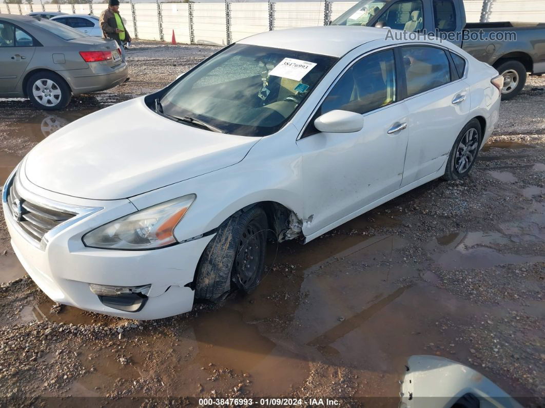 2014 Nissan Altima 2.5 S White vin: 1N4AL3AP4EC157020