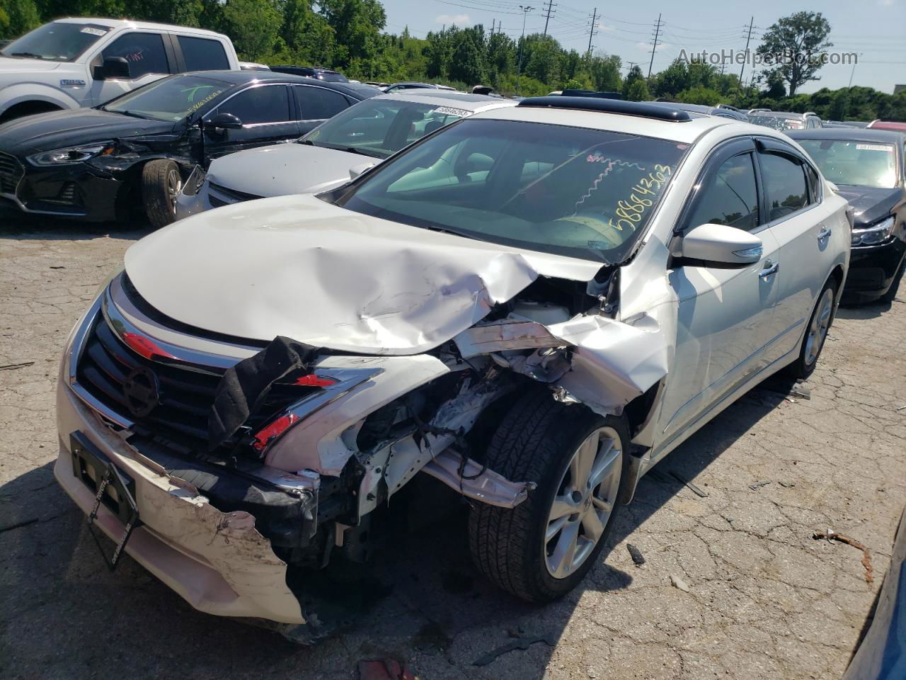 2014 Nissan Altima 2.5 White vin: 1N4AL3AP4EC409705