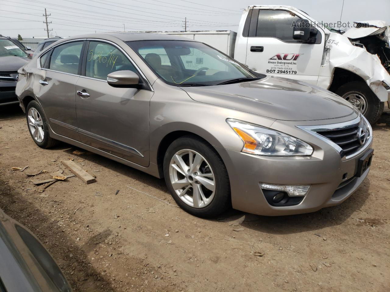 2014 Nissan Altima 2.5 Tan vin: 1N4AL3AP4EN260510