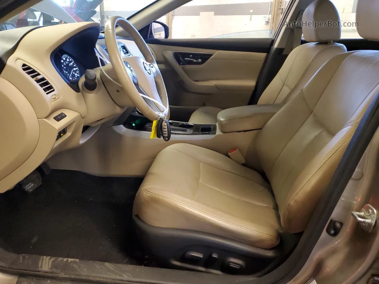 2015 Nissan Altima 2.5 Tan vin: 1N4AL3AP4FC117733