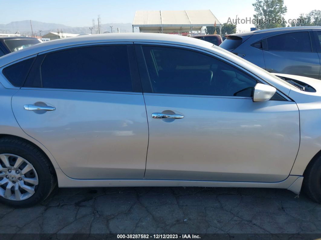 2015 Nissan Altima 2.5 S Серебряный vin: 1N4AL3AP4FC225561