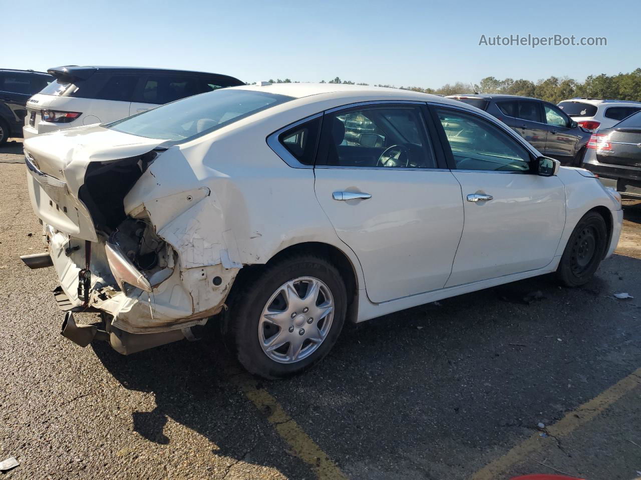 2015 Nissan Altima 2.5 White vin: 1N4AL3AP4FC274596